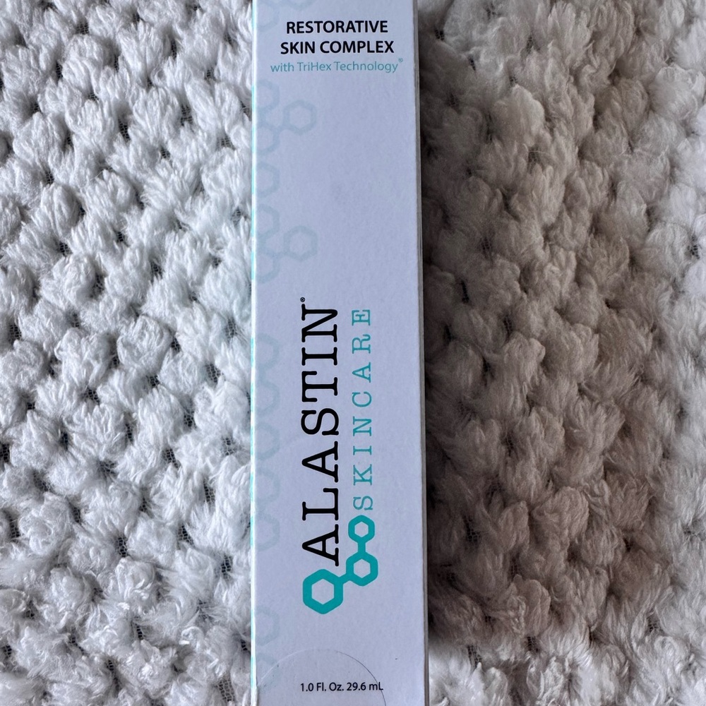 ALASTIN Restorative Skin Complex **FULL size NIB**